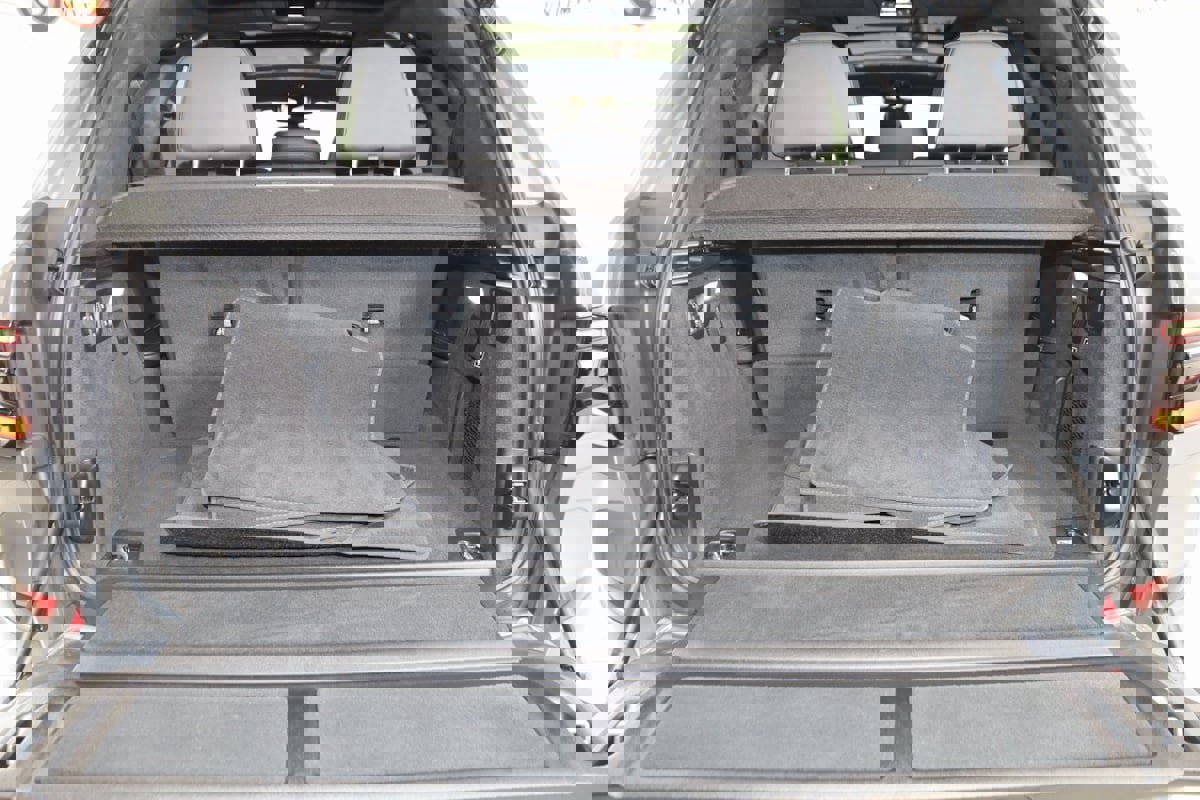 Used 2023 BMW X7 M60i w/ Executive Package image 66