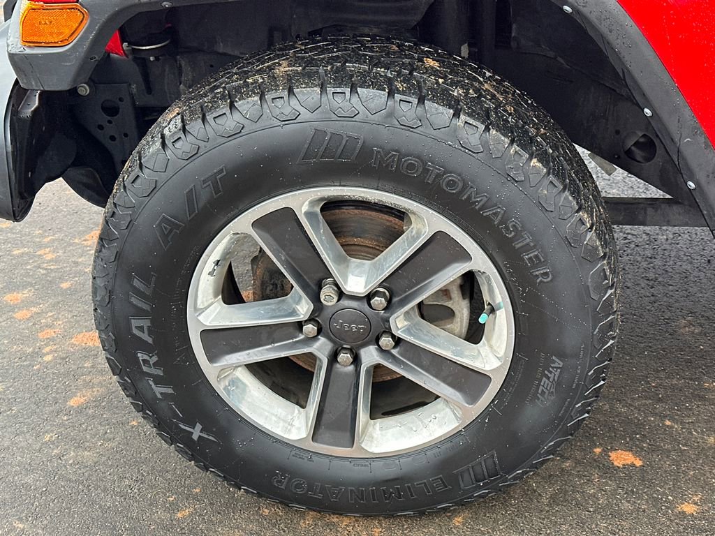 Used 2022 Jeep Wrangler Unlimited Sahara image 11