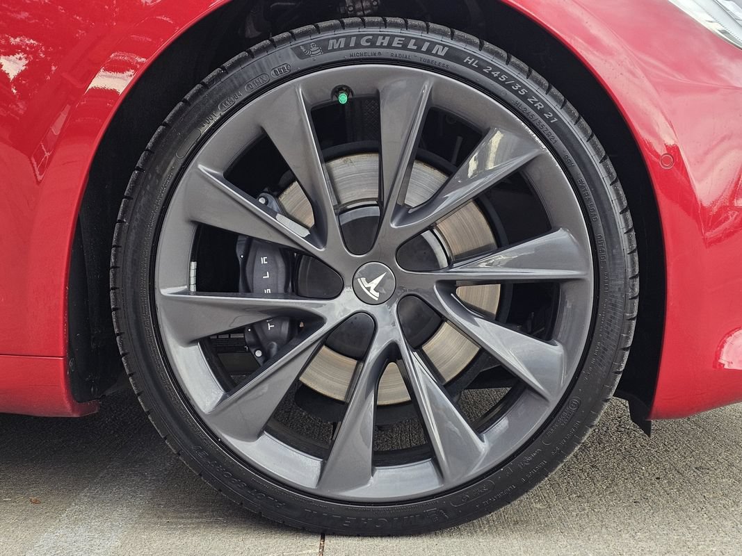 Used 2020 Tesla Model S Long Range Plus AWD/4WD image 32