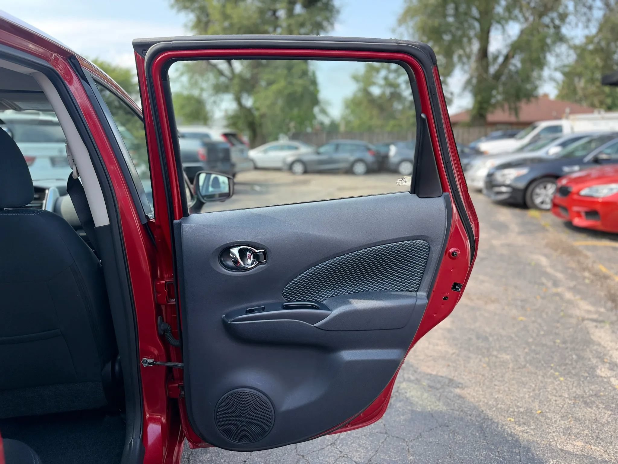 Used 2015 Nissan Versa Note FWD image 26