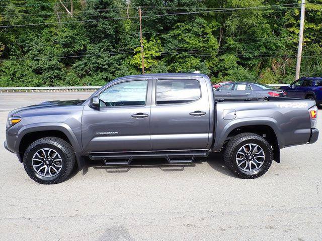 Certified 2023 Toyota Tacoma TRD Sport w/ Technology Package AWD/4WD image 9