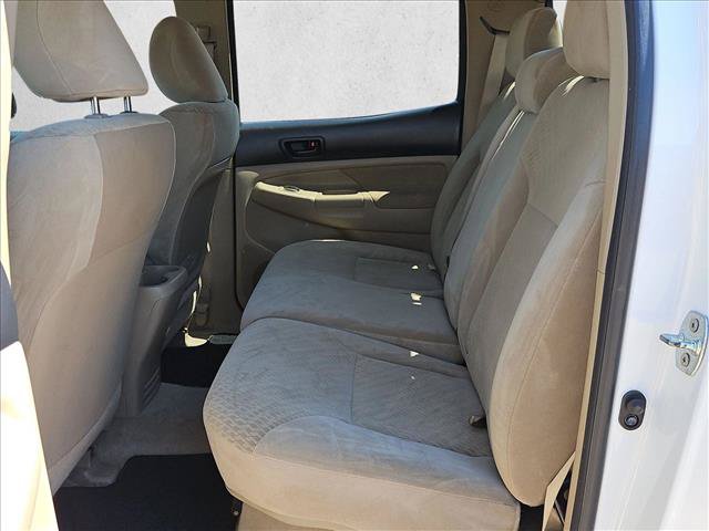 Used 2011 Toyota Tacoma PreRunner w/ SR5 Pkg #2 RWD image 13