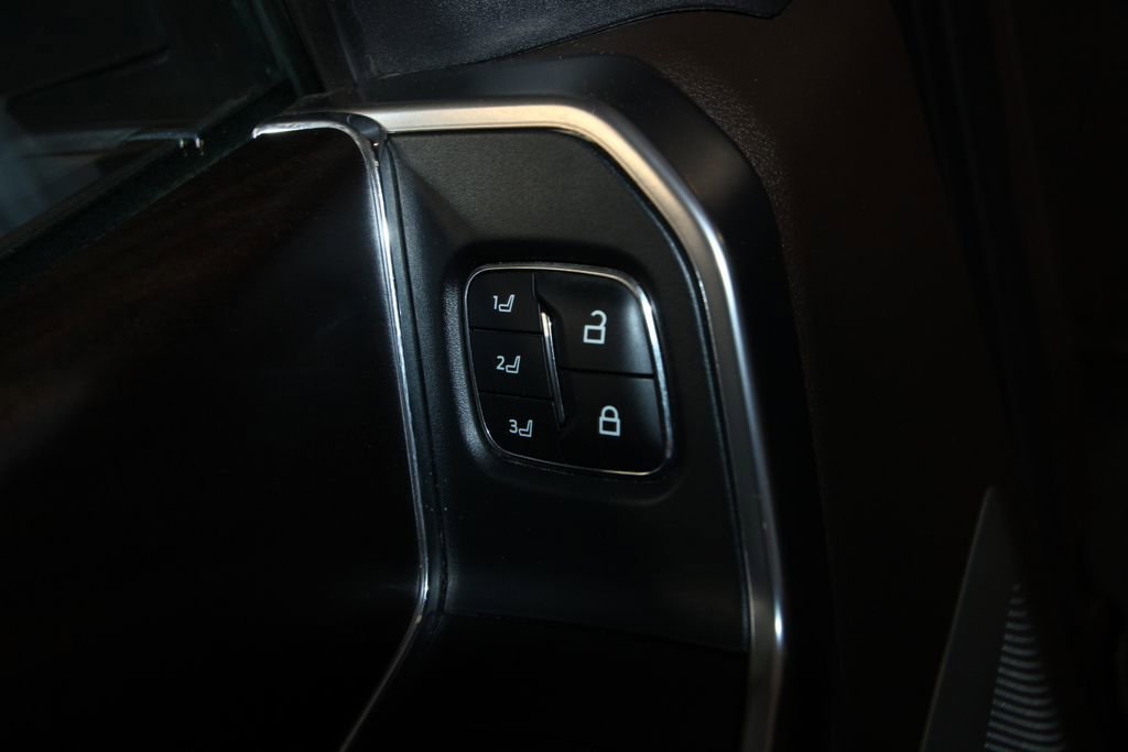 Used 2023 Ford F250 King Ranch w/ Tremor Off-Road Package image 10