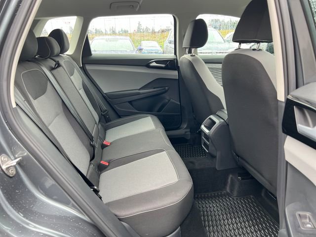 Used 2024 Volkswagen Taos S FWD image 13