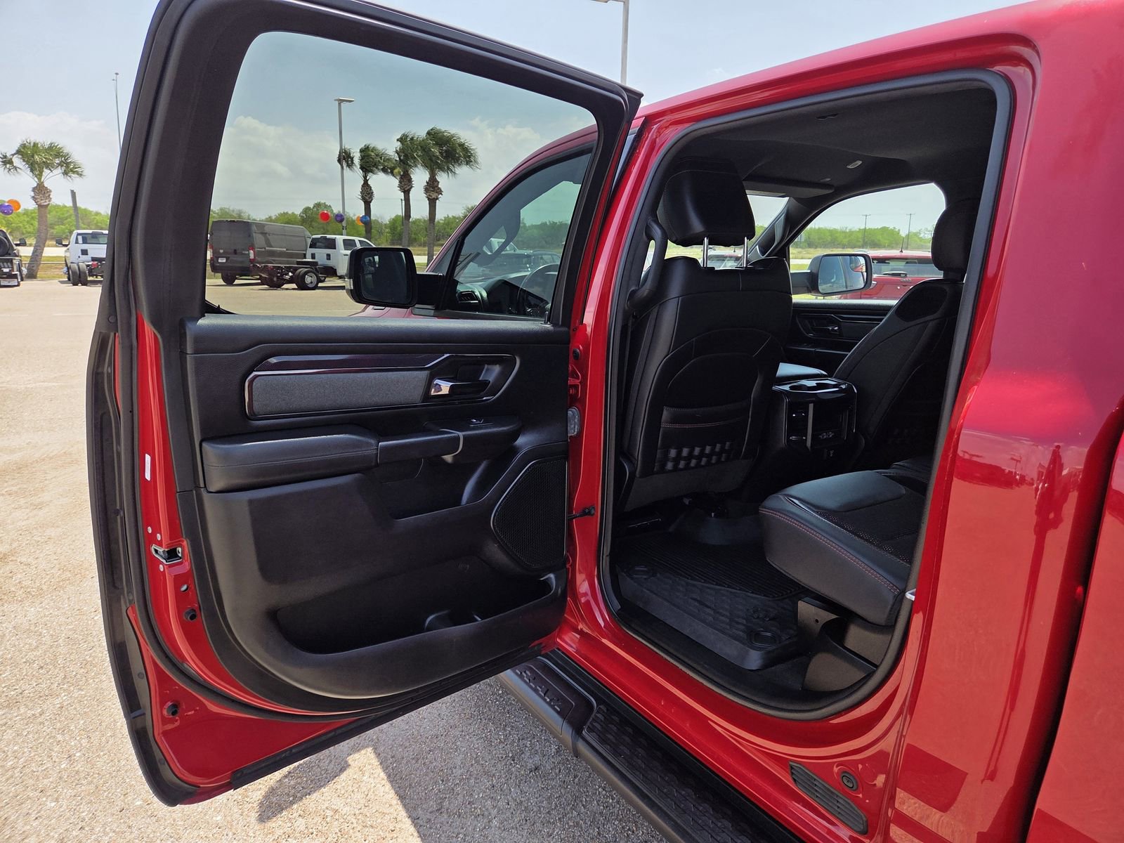 Used 2022 RAM 1500 Big Horn w/ Built-to-serve Edition AWD/4WD image 15