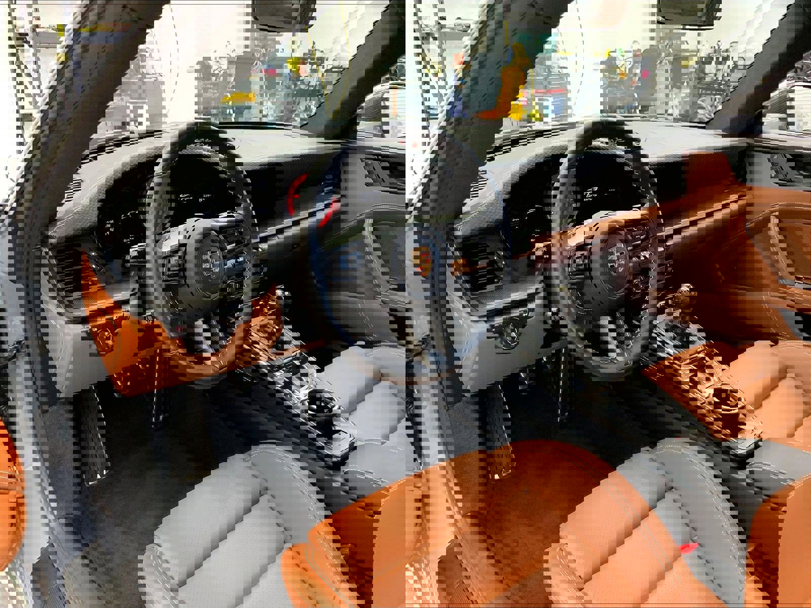 Certified 2024 Porsche 911 GT3 RWD image 4