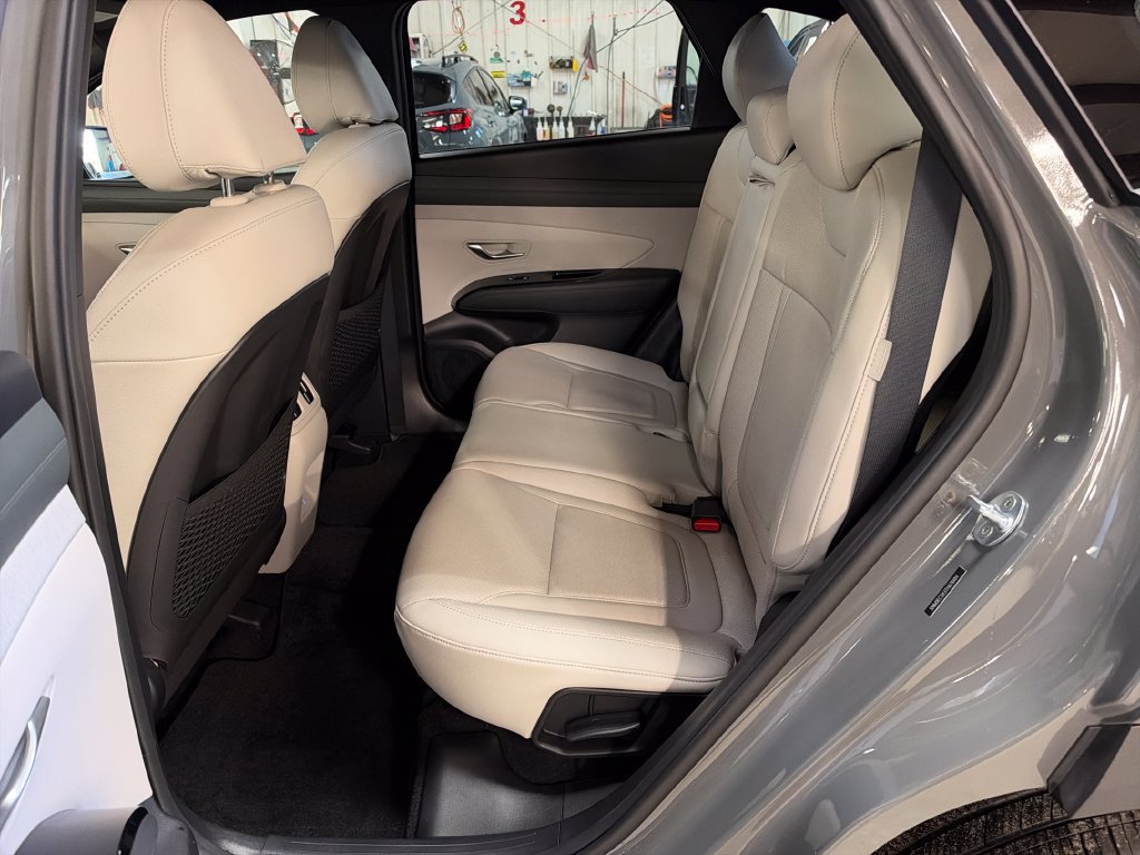 Certified 2026 Hyundai Tucson Limited AWD/4WD image 27