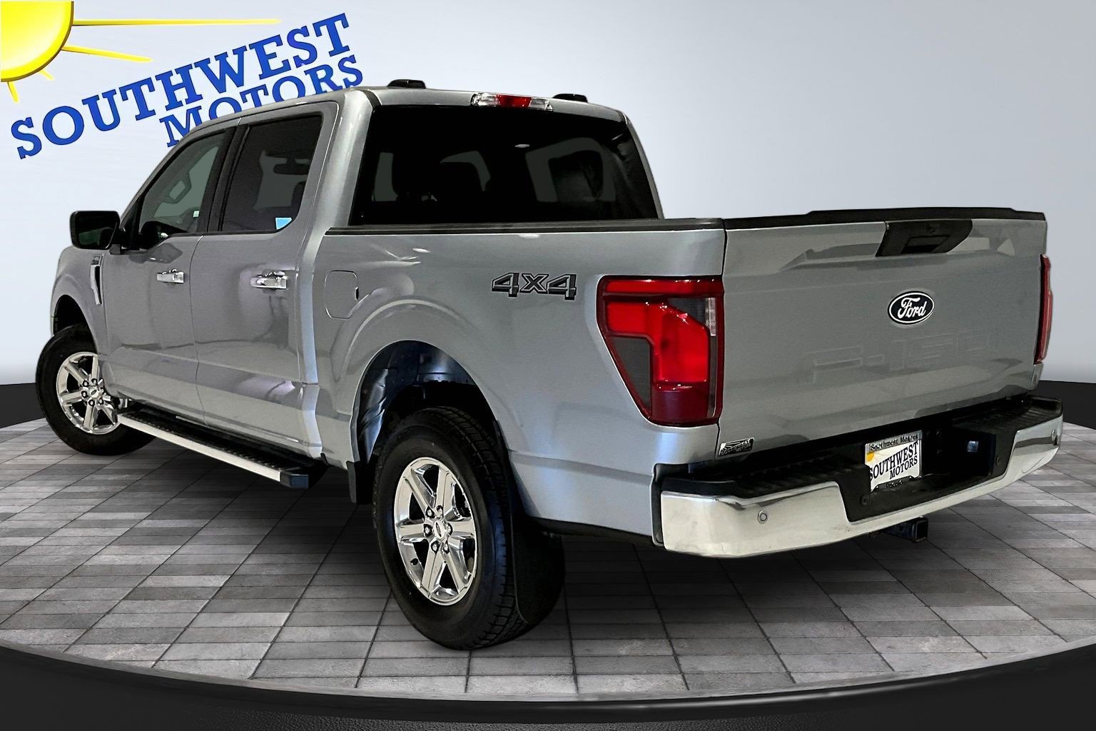Used 2025 Ford F150 XLT w/ Equipment Group 301A Standard AWD/4WD image 5