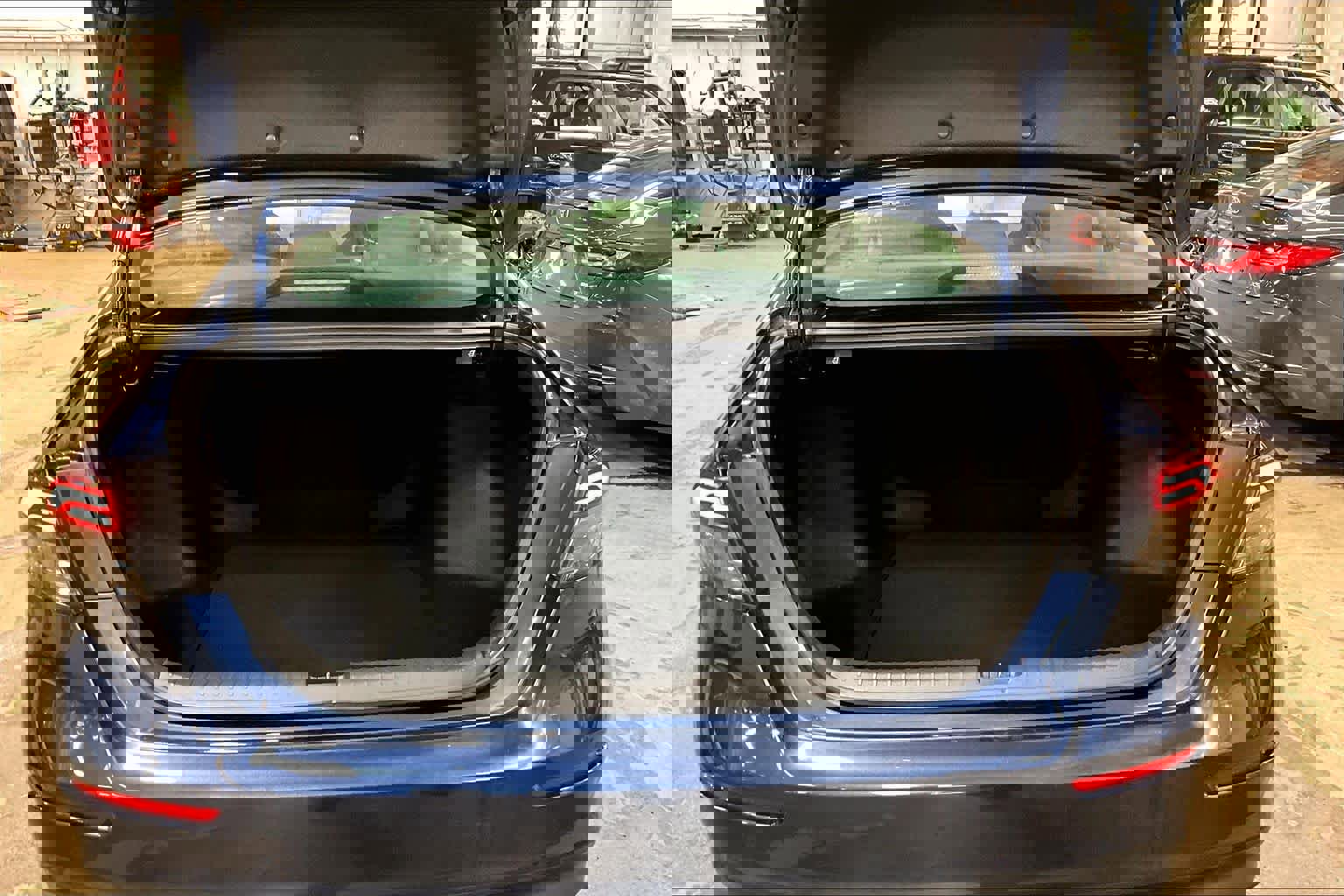 Used 2023 Honda Accord EX image 32