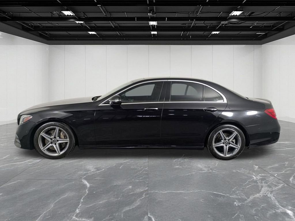 Used 2018 Mercedes-Benz E 300 image 2