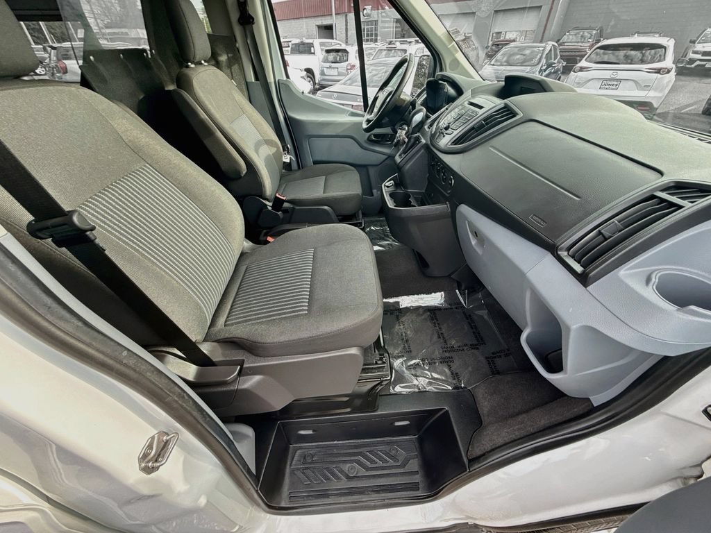 Used 2019 Ford Transit 150 XLT RWD image 27