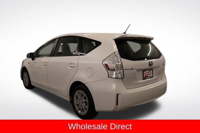 Used 2014 Toyota Prius V Two image 4