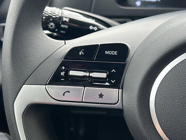 New 2026 Hyundai Elantra SE FWD image 8