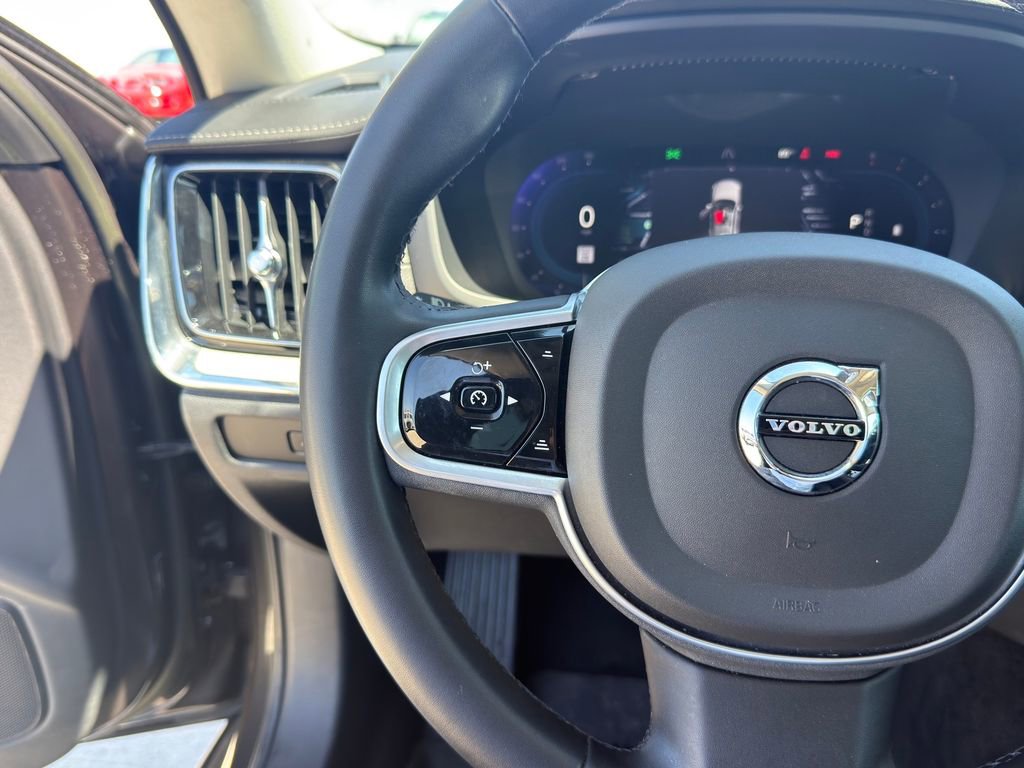 Used 2023 Volvo V60 B5 Cross Country Ultimate w/ Climate Package image 24