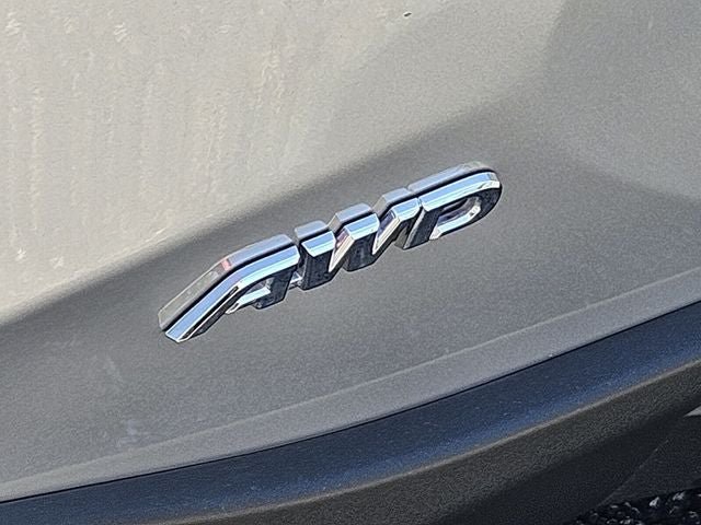 Used 2025 Toyota RAV4 XLE AWD/4WD image 39