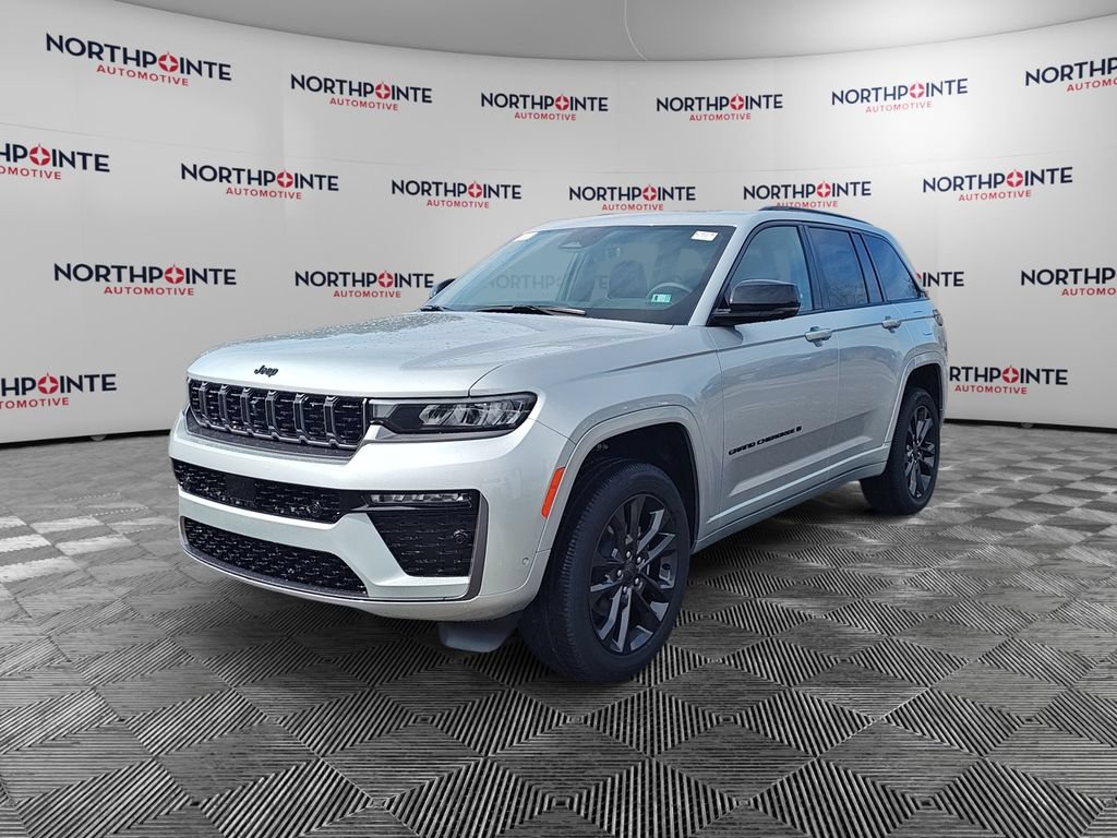 Used 2026 Jeep Grand Cherokee Limited AWD/4WD image 2