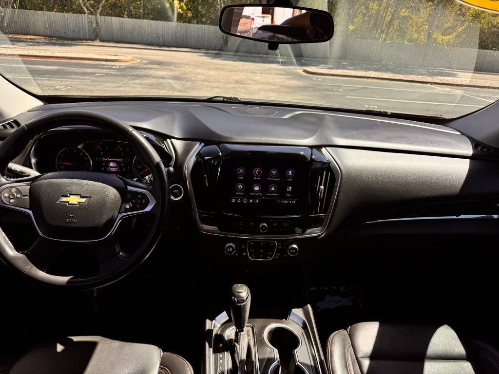 Used 2020 Chevrolet Traverse LT FWD image 27