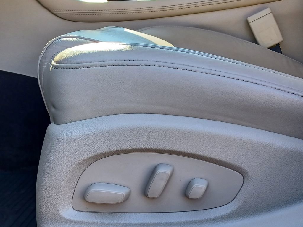 Used 2015 Buick LaCrosse Leather image 11