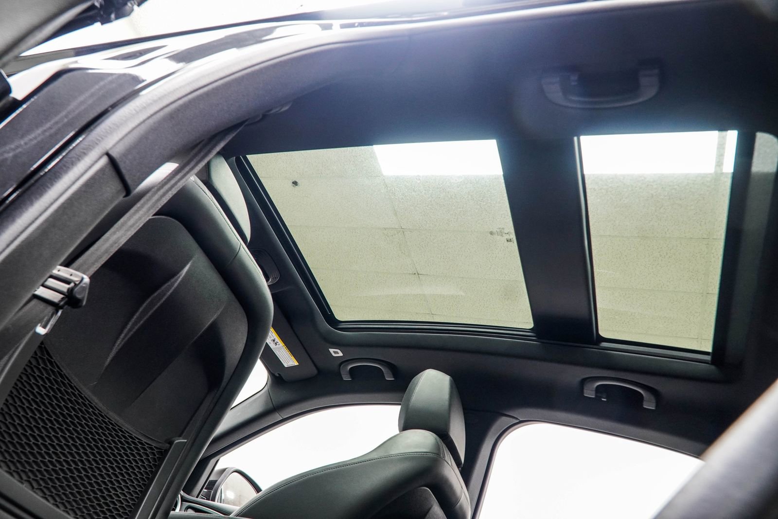 Used 2023 Alfa Romeo Stelvio Veloce AWD/4WD image 43