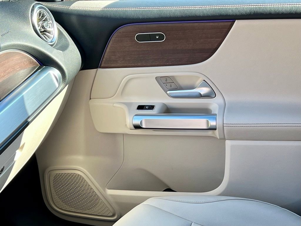 Certified 2022 Mercedes-Benz GLB 250 4MATIC image 26