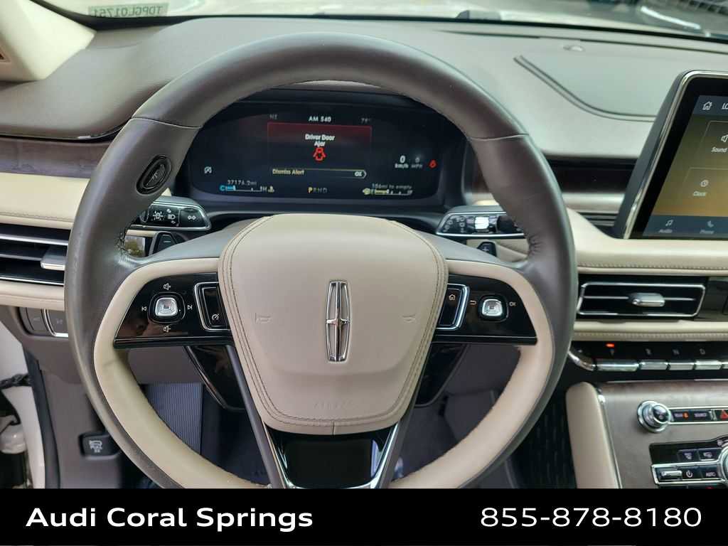 Used 2023 Lincoln Aviator Reserve RWD image 23