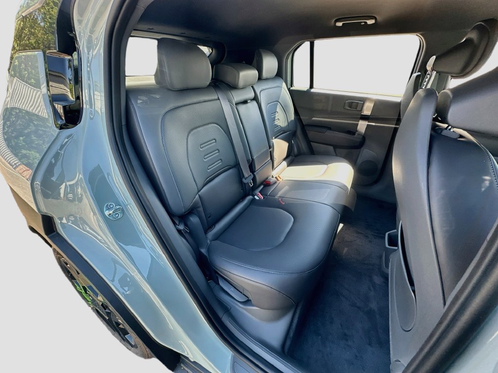 New 2027 Kia EV3 Wind FWD image 26