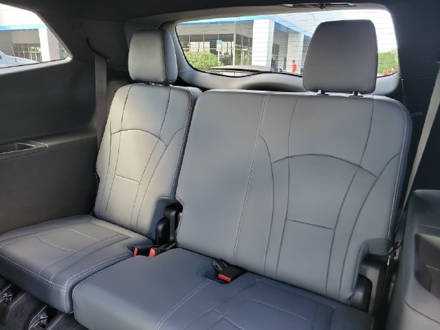Certified 2024 Buick Enclave Essence w/ Experience Buick Package AWD/4WD image 20