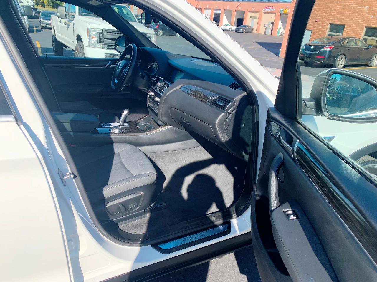 Used 2016 BMW X3 xDrive28i image 16