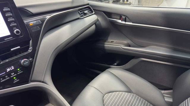 Used 2022 Toyota Camry SE w/ Convenience Package image 30