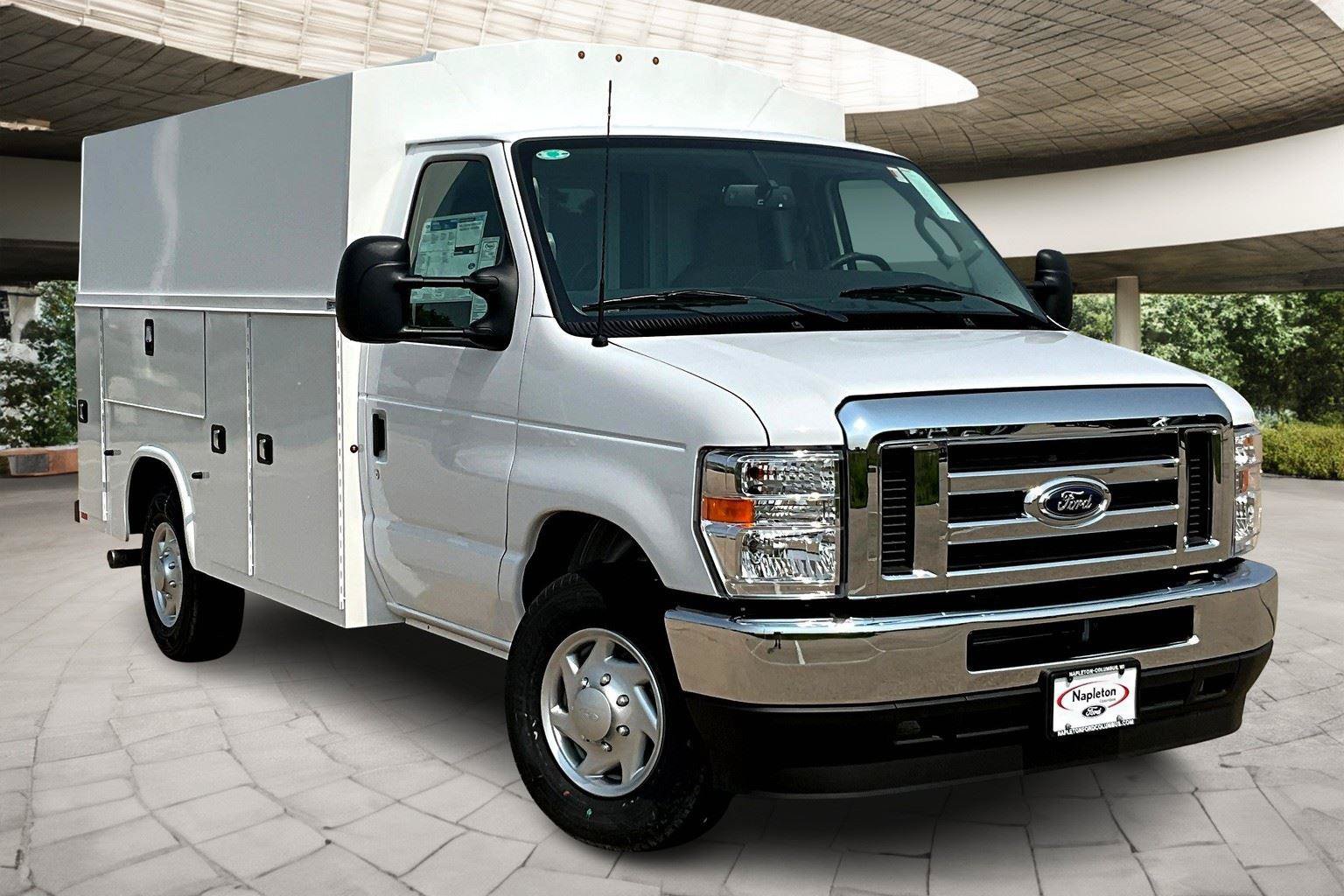 New 2025 Ford E-350 and Econoline 350 Super Duty w/ Power Equipment Group RWD image 2