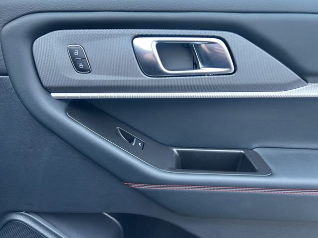 Used 2025 Ford Explorer ST-Line w/ Premium Package image 27