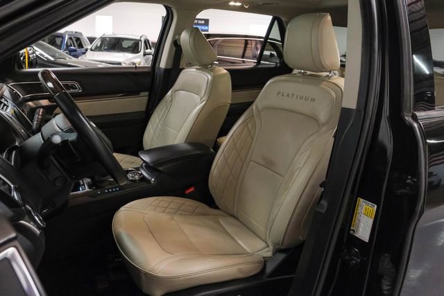 Used 2018 Ford Explorer Platinum image 29
