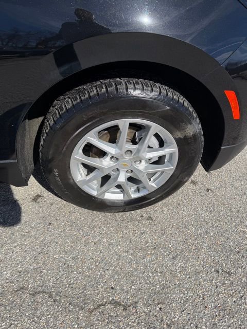 Used 2022 Chevrolet Equinox LS w/ LS Convenience Package image 11