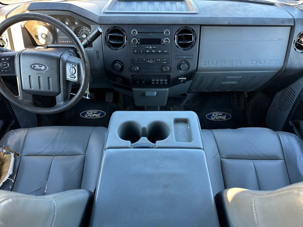 Used 2016 Ford F550 4x4 Crew Cab Super Duty w/ Power Equipment Group image 2