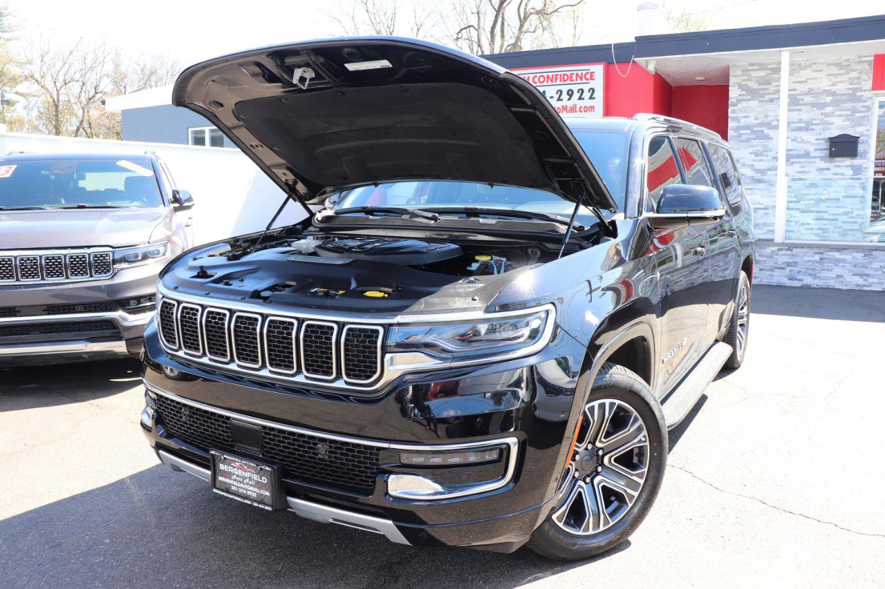 Used 2023 Jeep Wagoneer L Series II image 62