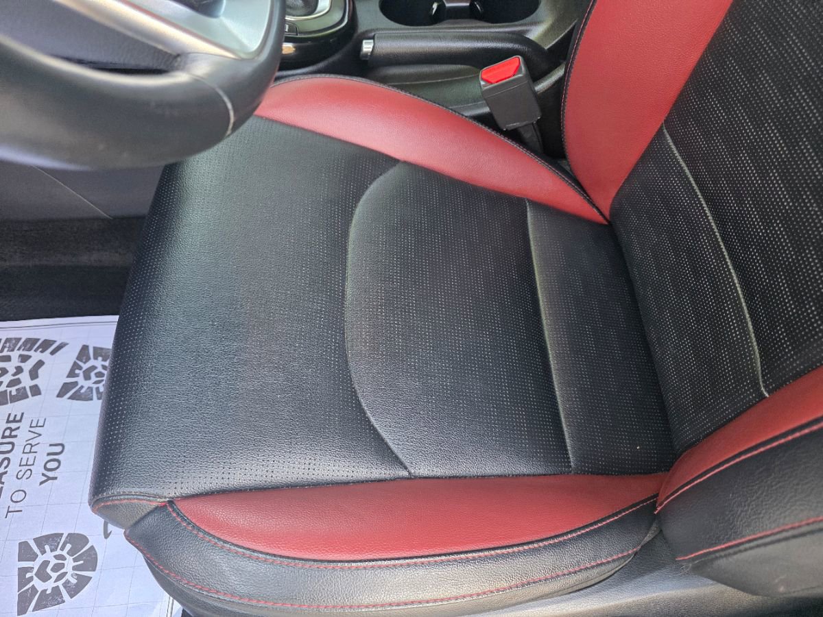 Used 2019 Kia Forte EX image 18