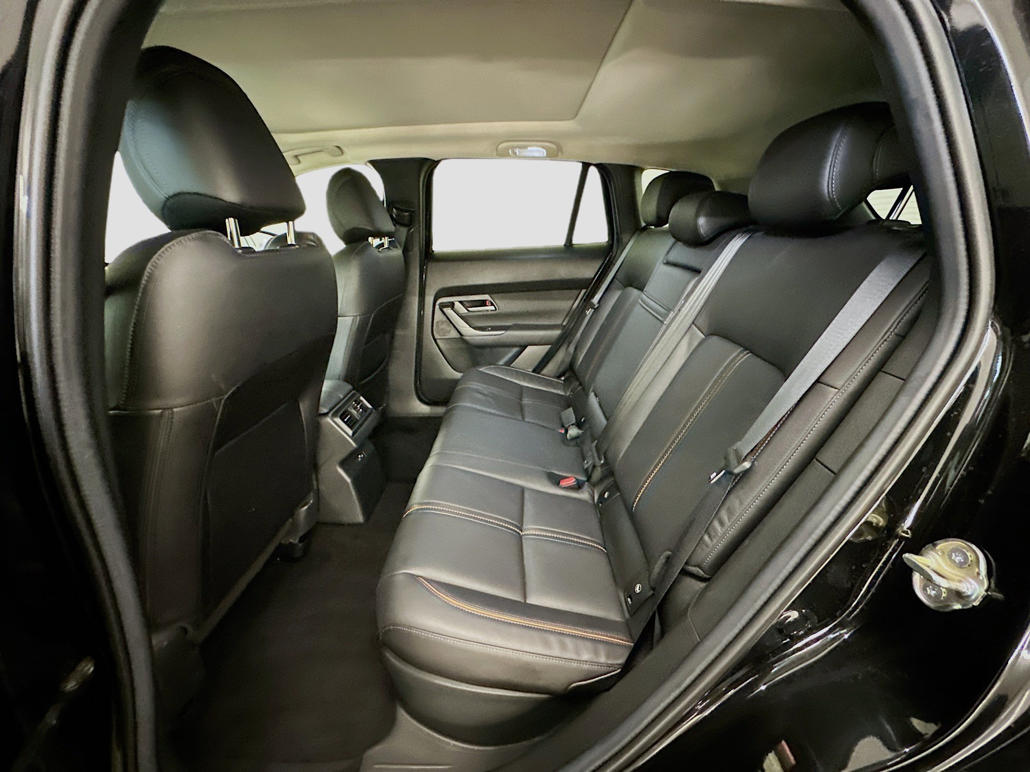 Used 2025 MAZDA CX-50 AWD 2.5 Hybrid w/ Premium Pkg image 30