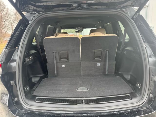 Used 2023 Jeep Grand Cherokee L Limited w/ Luxury Tech Group II image 21