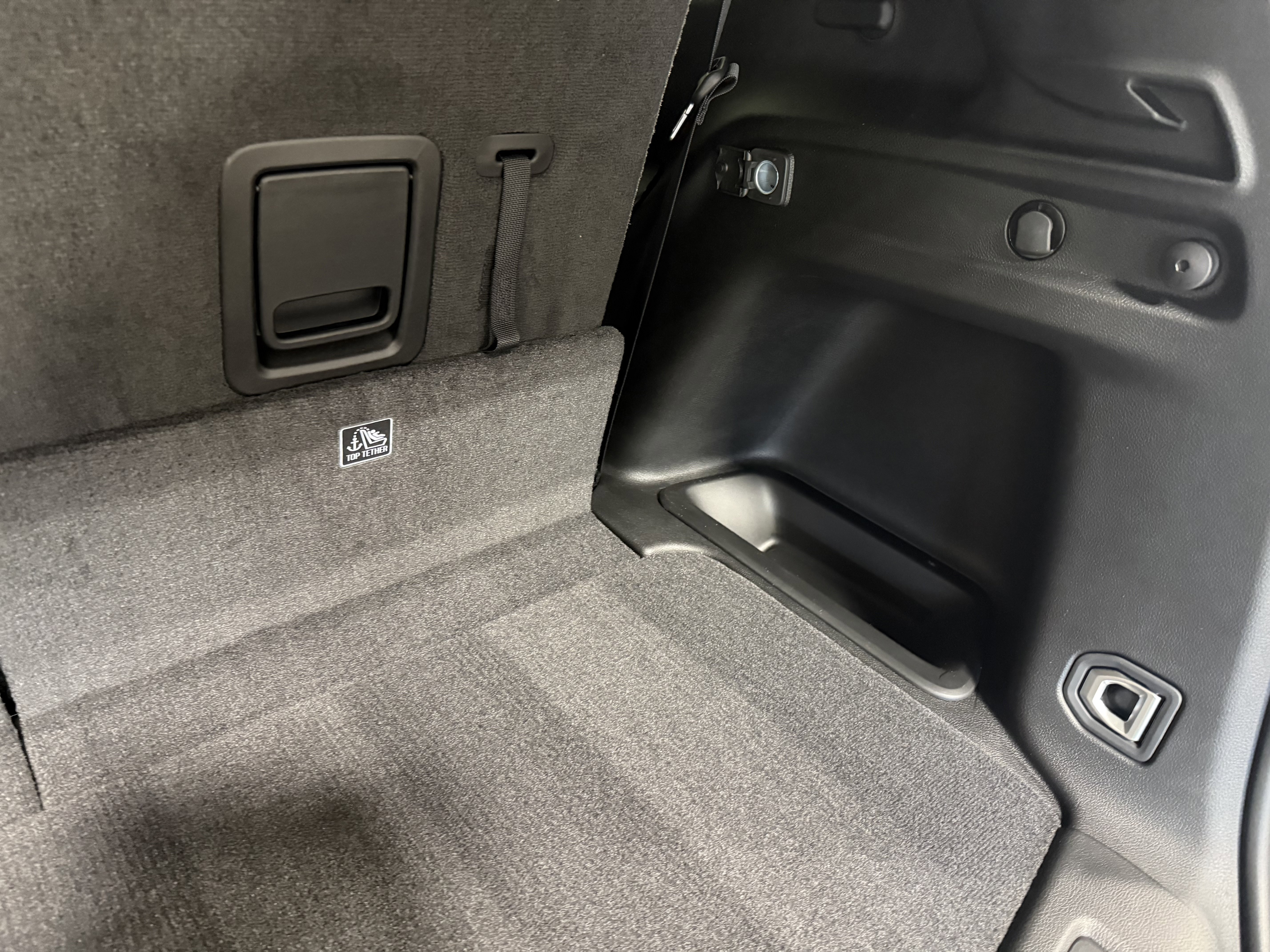 New 2025 Jeep Grand Cherokee L Limited image 9