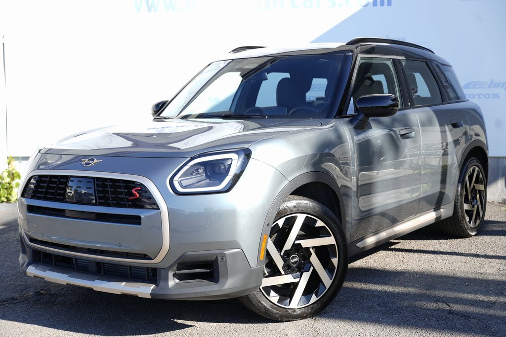Used 2025 MINI Cooper Countryman S image 2