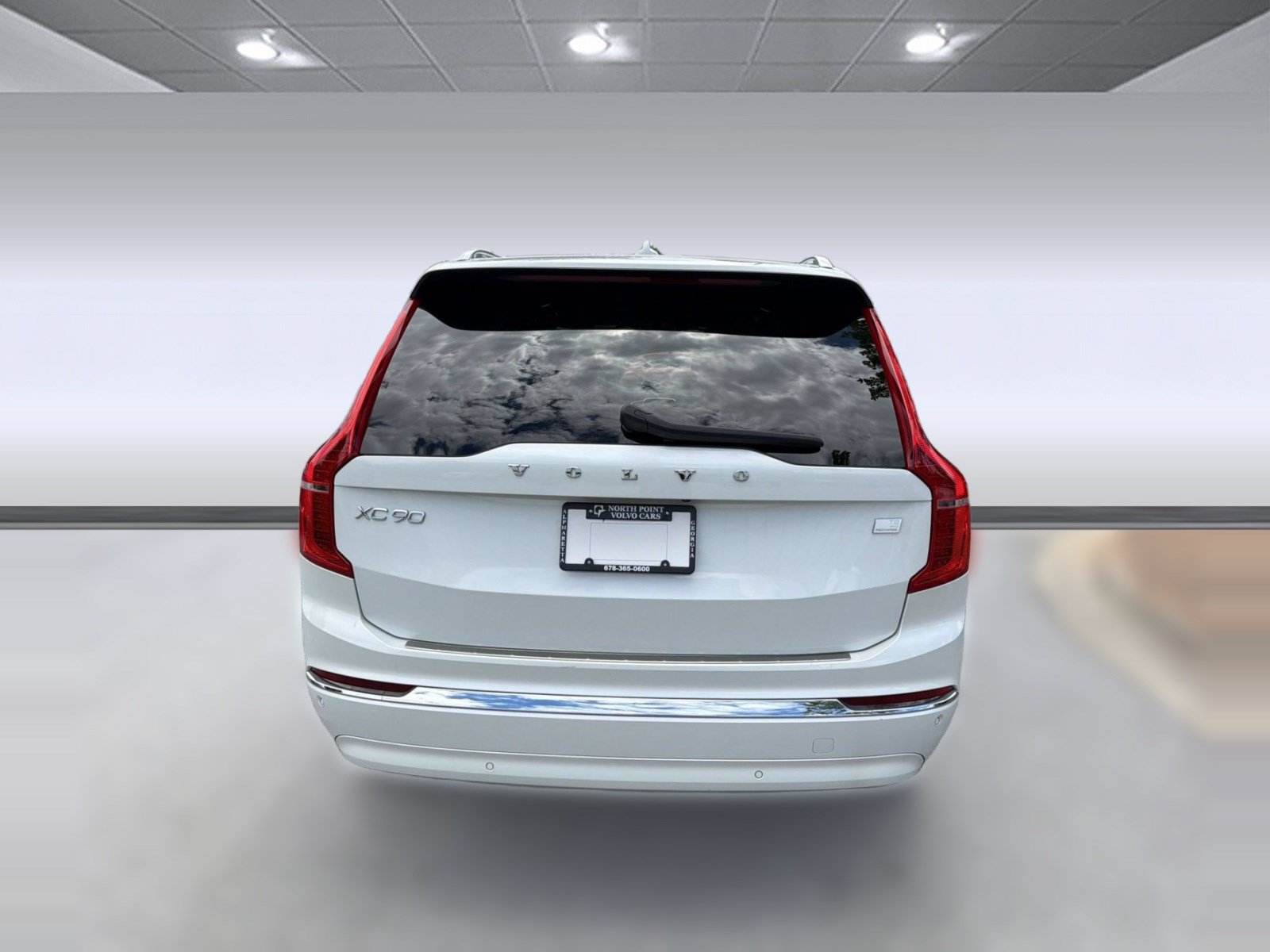 Certified 2024 Volvo XC90 T8 Ultimate w/ Protection Package Premier AWD/4WD image 10