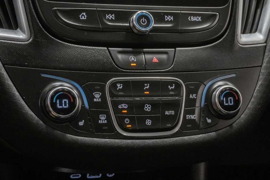 Used 2023 Chevrolet Malibu LT image 20