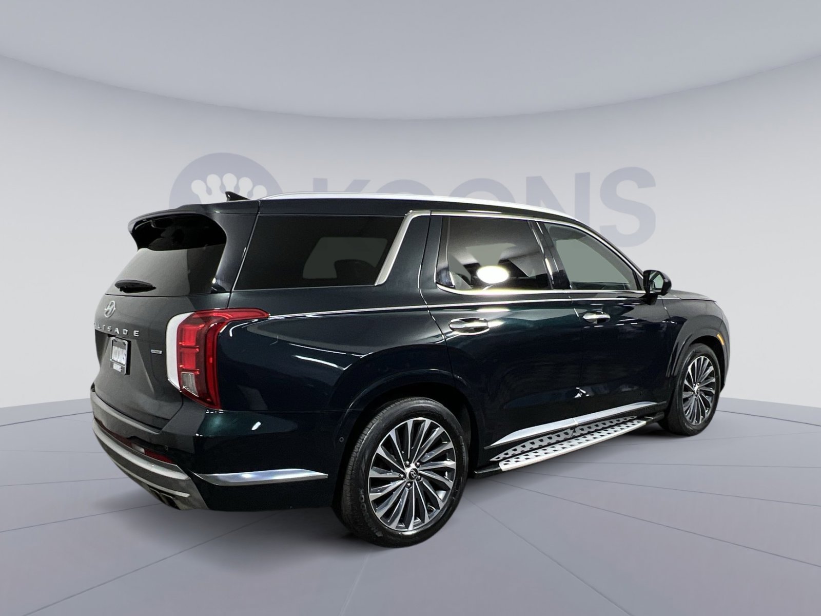 Used 2023 Hyundai Palisade Calligraphy image 11