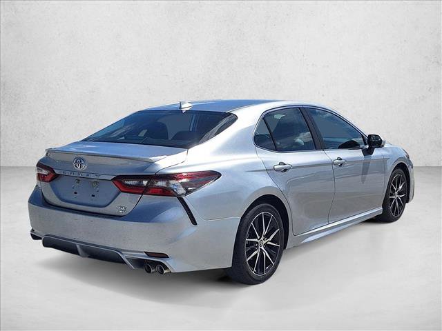 Used 2018 Toyota Camry XSE FWD image 5
