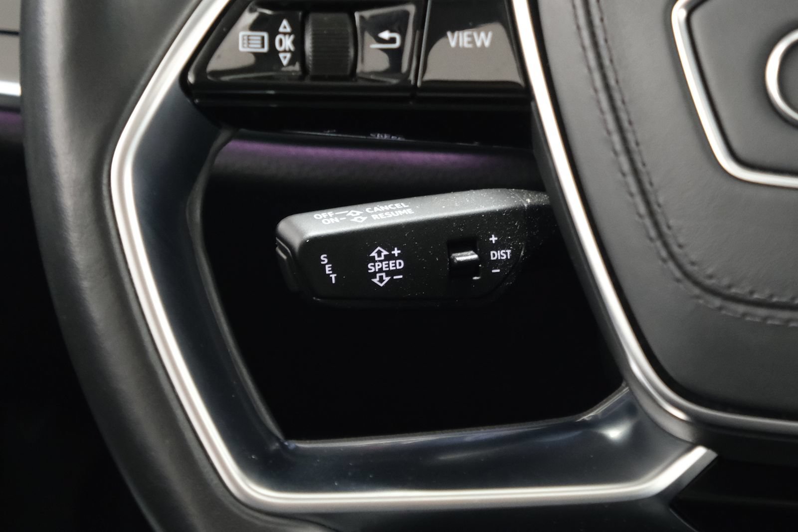 Used 2021 Audi A8 L 4.0T w/ Luxury Package AWD/4WD image 13