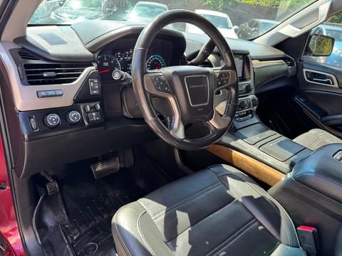 Used 2018 GMC Yukon XL Denali AWD/4WD image 10