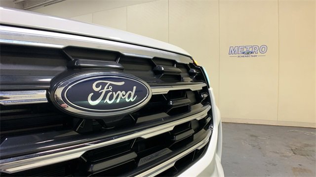 Certified 2025 Ford Explorer Active image 50