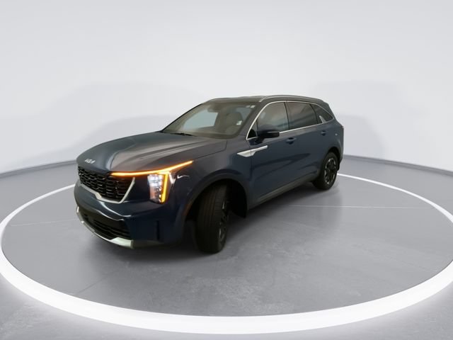 Used 2025 Kia Sorento S FWD image 8