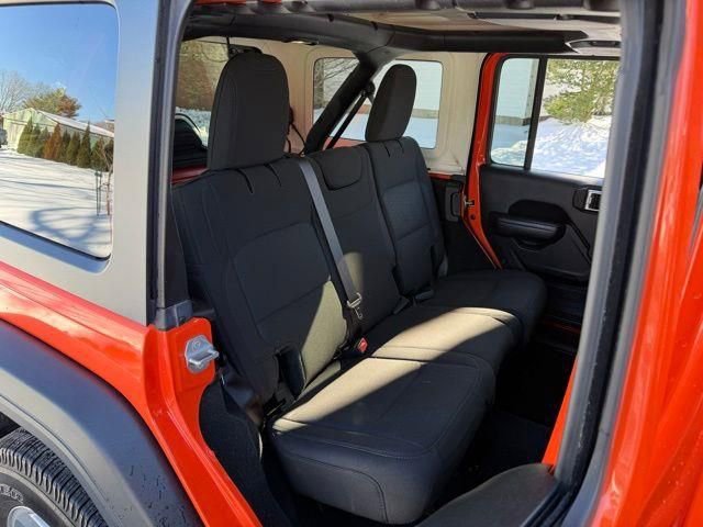 Used 2019 Jeep Wrangler Unlimited Sport S image 13