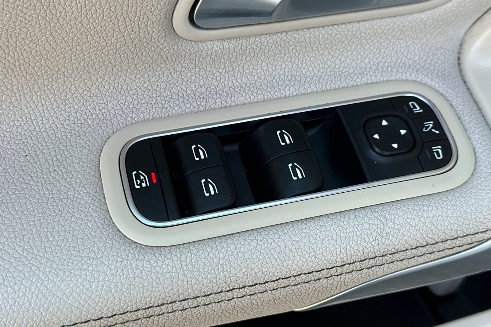 Used 2022 Mercedes-Benz A 220 image 12